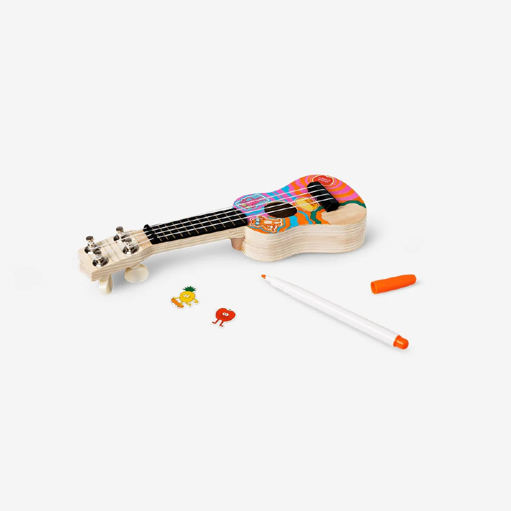 DIY ukulele with markers and stickers - Image 2