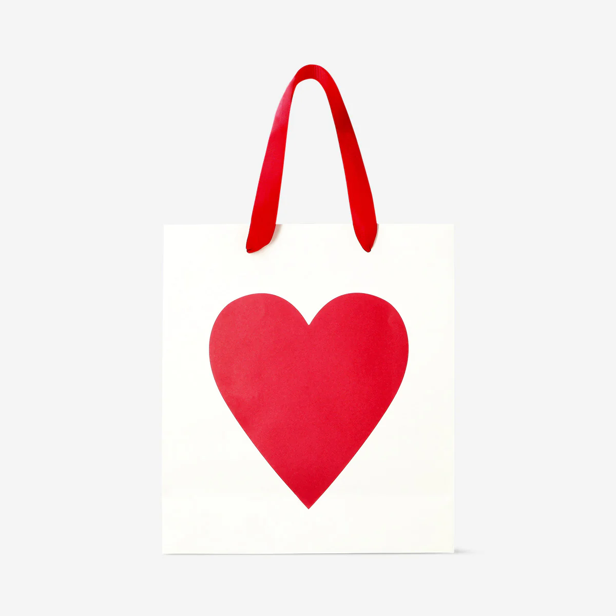 Gift bag with heart motif