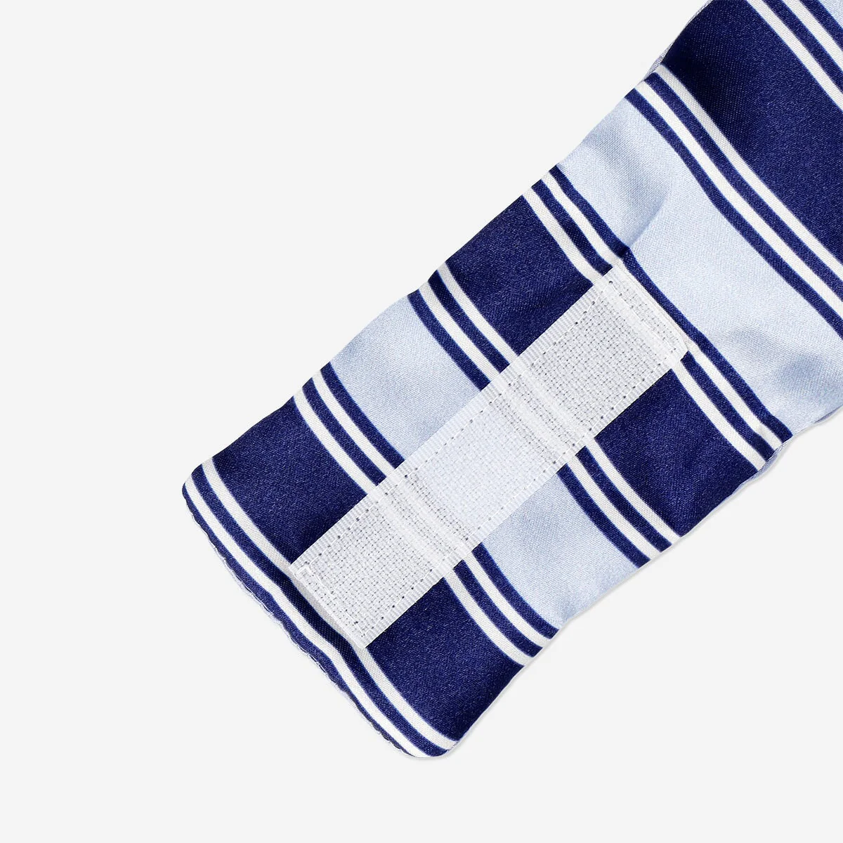 Oversized striped sleeping mask - Image 3